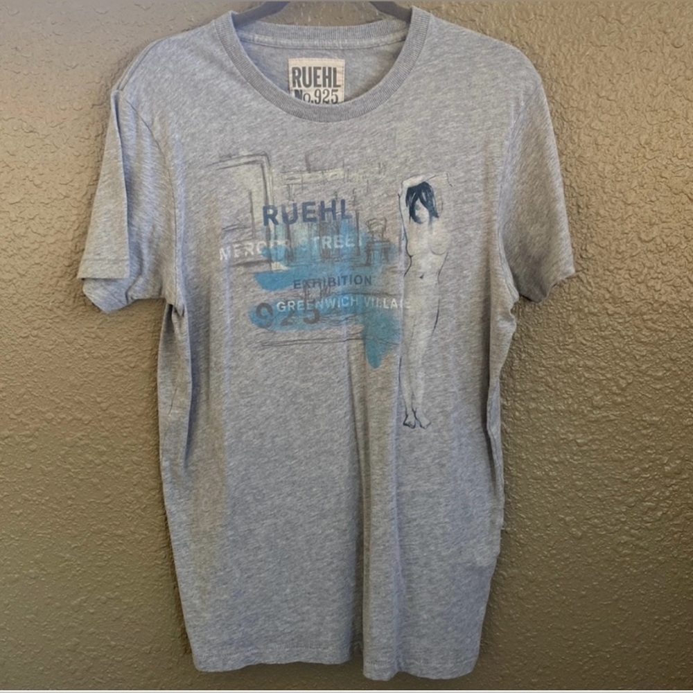 Two Ruehl 925 T-shirts - Size Large